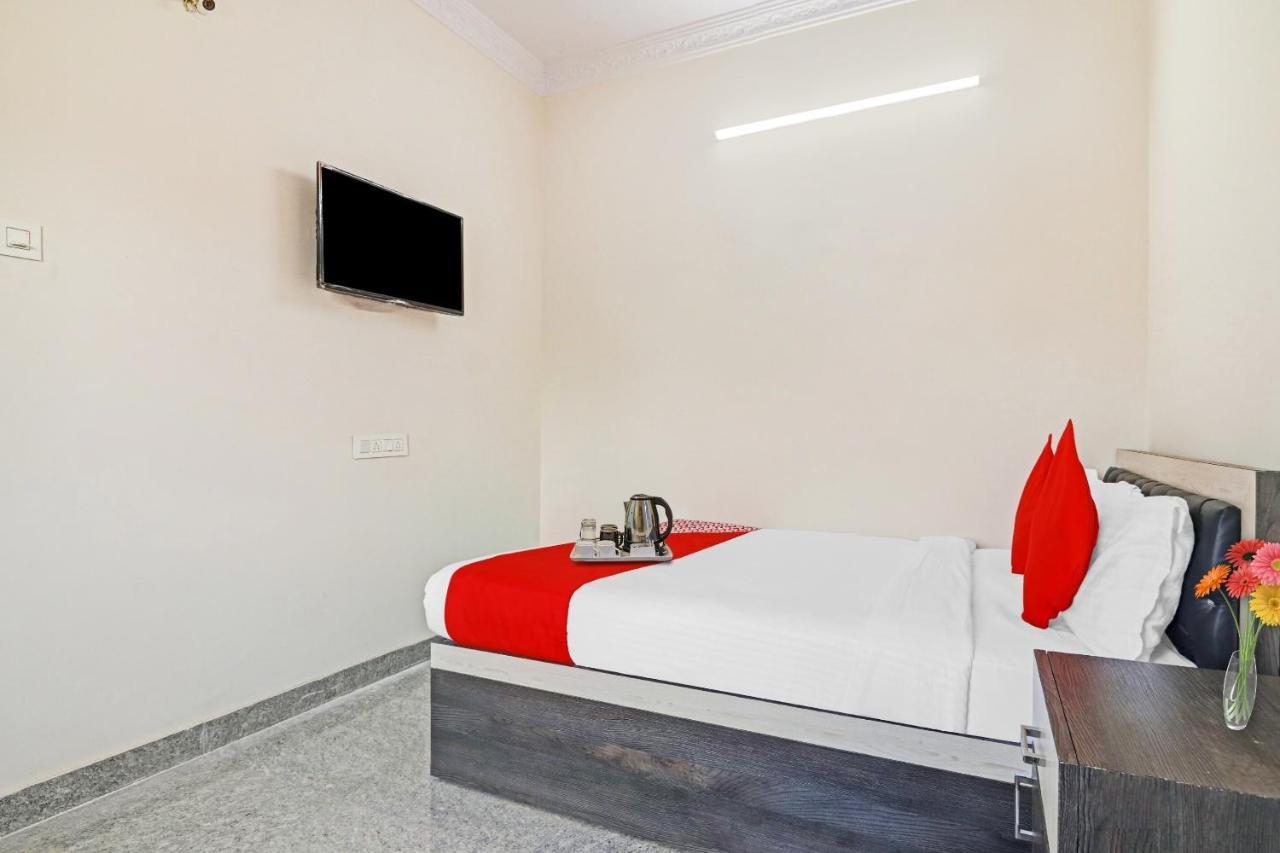 Hotel O Gs International Near Anu Wine Shop Shamshabad Εξωτερικό φωτογραφία
